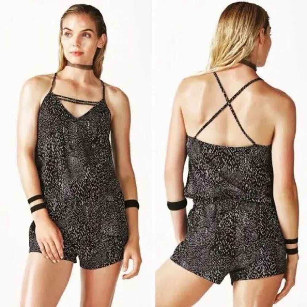 Fabletics Joel Romper XL Black White Print Spaghetti Strap